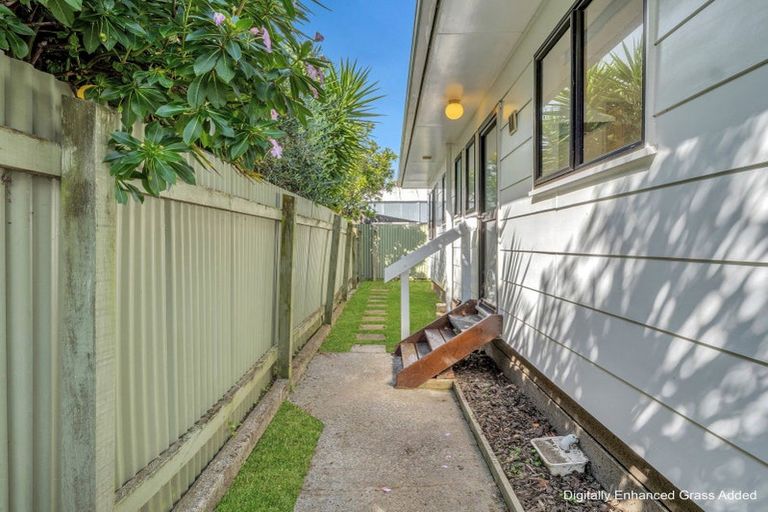 Photo of property in 15b Douglas Street, Levin, 5510