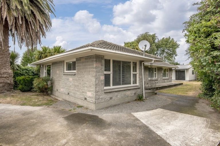 Photo of property in 17 Reading Street, Upper Riccarton, Christchurch, 8041