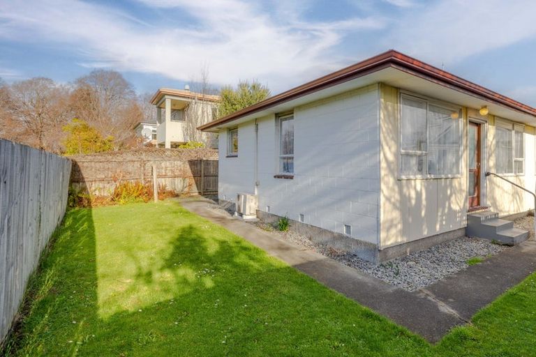 Photo of property in 4/74 Saint James Avenue, Papanui, Christchurch, 8053