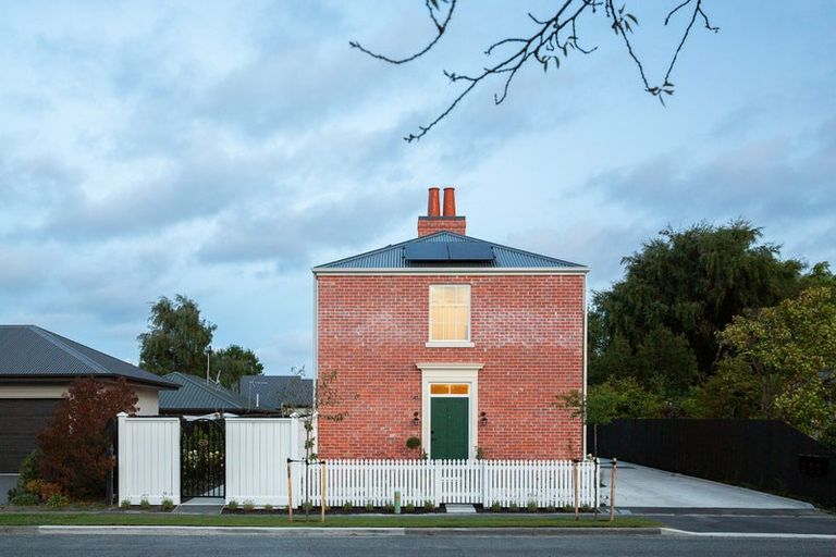 Photo of property in 1/36 Allard Street, Edgeware, Christchurch, 8013