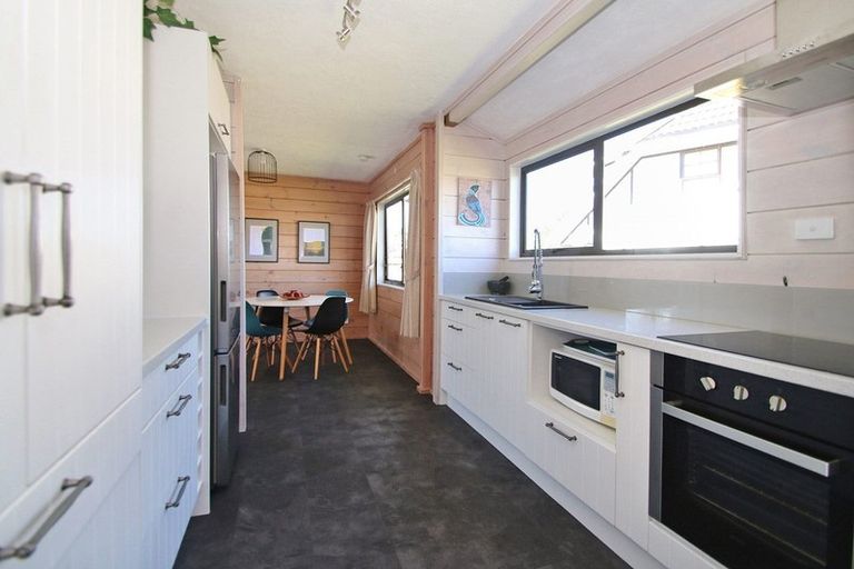 Photo of property in 43 Waterford Road, Fitzroy, Hamilton, 3206