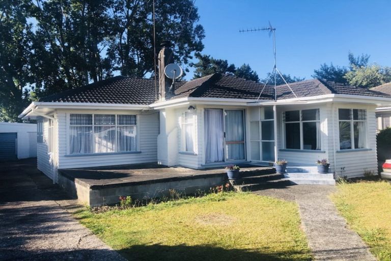 Photo of property in 42 Pollen Crescent, Melville, Hamilton, 3206