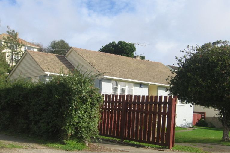 Photo of property in 72 Mungavin Avenue, Ranui, Porirua, 5024