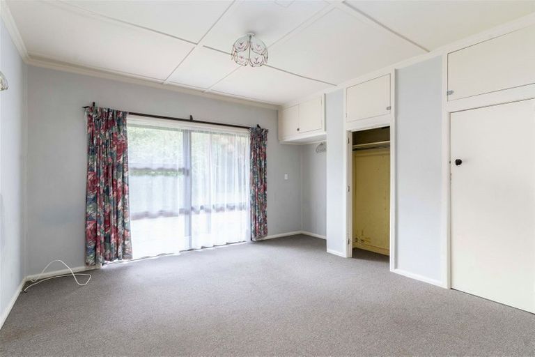Photo of property in 24 Oxford Street, Lansdowne, Masterton, 5810