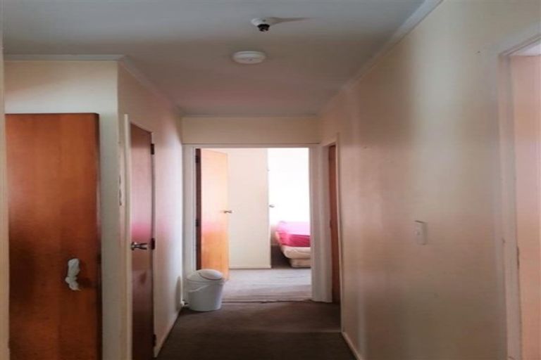 Photo of property in 16 Limond Street, Randwick Park, Auckland, 2105