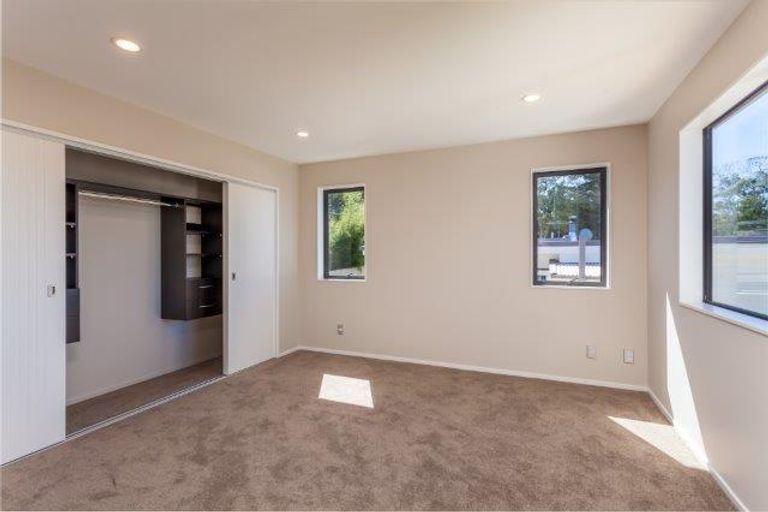 Photo of property in 61a Glenview Road, Glen Eden, Auckland, 0602