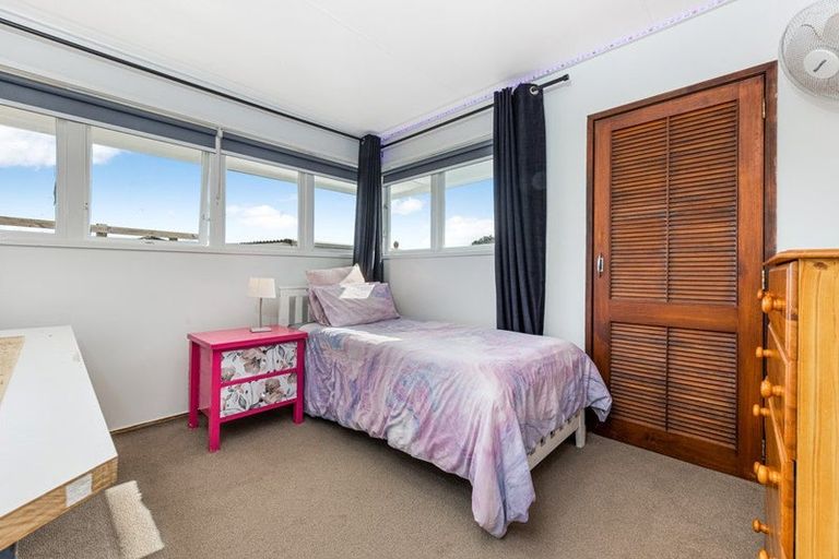 Photo of property in 9 Rata Street, Waiuku, 2123