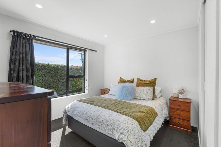 Photo of property in 37 Flower Street, Bryndwr, Christchurch, 8053