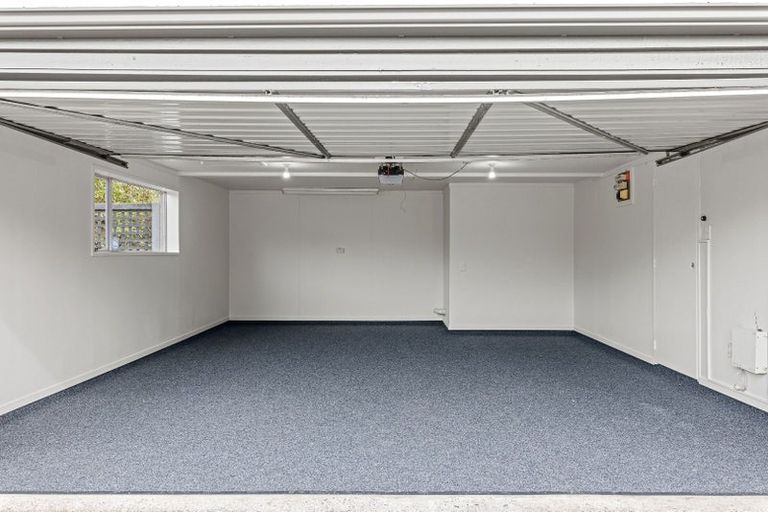 Photo of property in 3/251 Memorial Avenue, Burnside, Christchurch, 8053