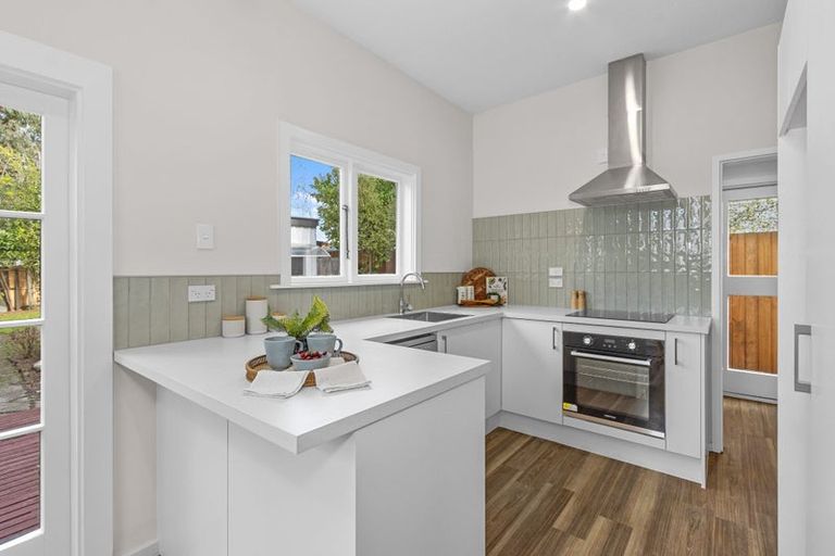 Photo of property in 12 Buccleugh Street, Phillipstown, Christchurch, 8011