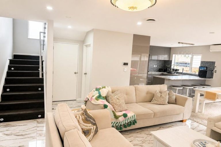 Photo of property in 17b Station Road, Takanini, 2112