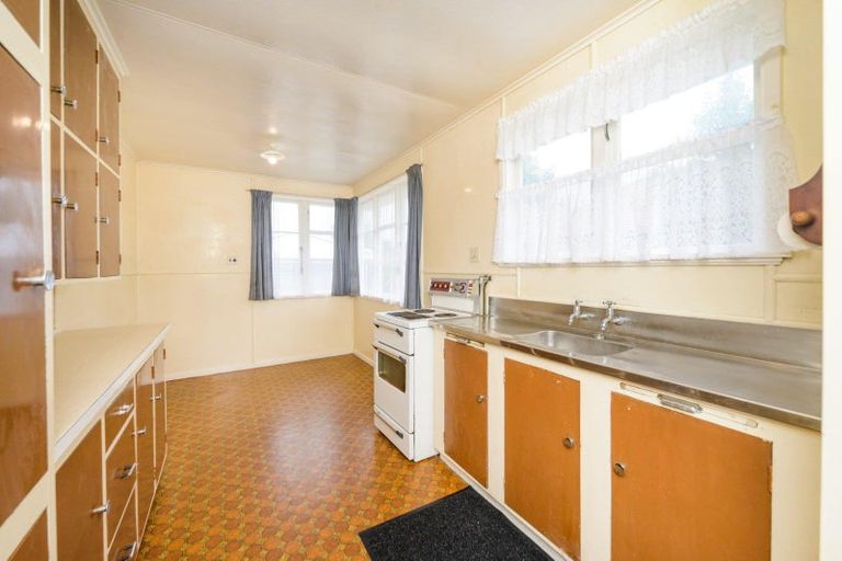 Photo of property in 9 Thames Street, Roslyn, Palmerston North, 4414