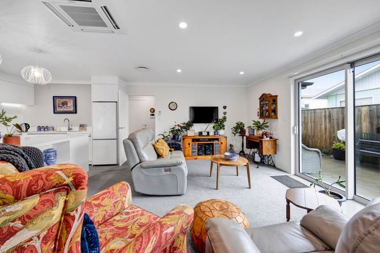 Photo of property in 12a Morrissey Street, Hawera, 4610