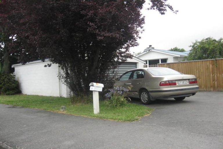 Photo of property in 2/11 Bowen Street, Upper Riccarton, Christchurch, 8041