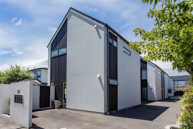 Photo of property in 20a Hewitts Road, Merivale, Christchurch, 8014