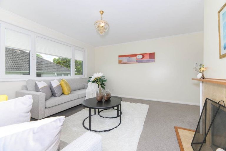 Photo of property in 32 Roseman Avenue, Mount Roskill, Auckland, 1041