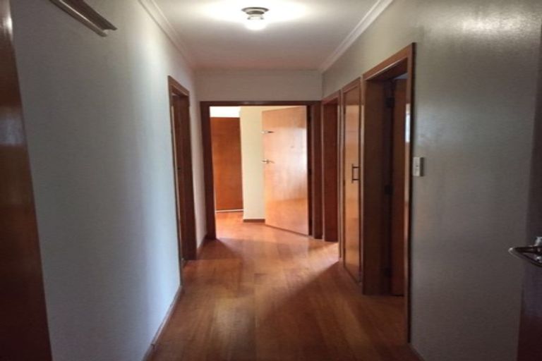 Photo of property in 63 Chorley Avenue, Massey, Auckland, 0614