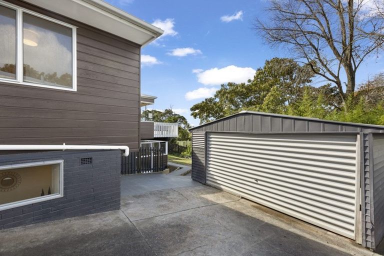 Photo of property in 49 Cron Avenue, Te Atatu South, Auckland, 0610