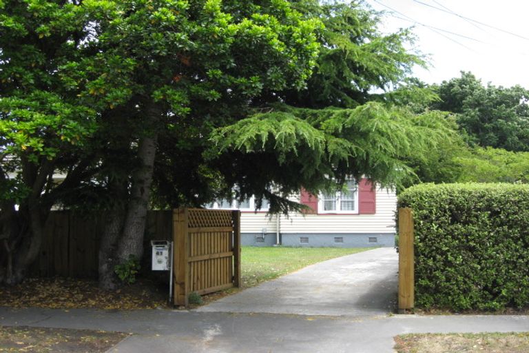 Photo of property in 41 Riley Crescent, Woolston, Christchurch, 8023