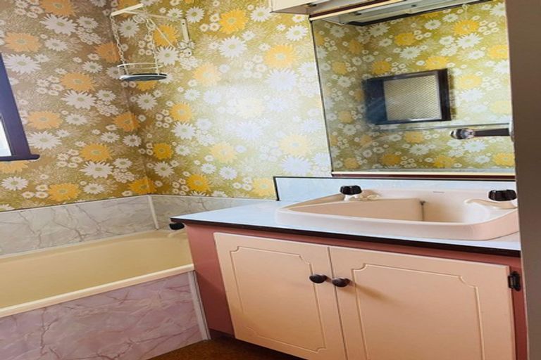 Photo of property in 27 Fernaig Street, Papakura, 2110