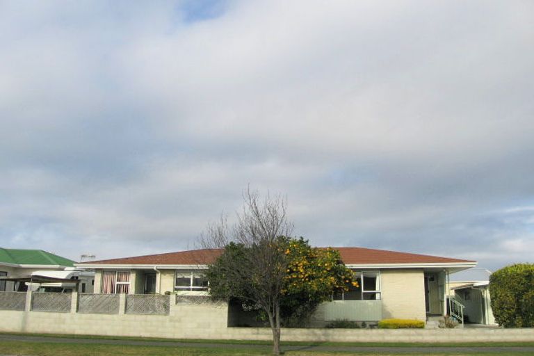 Photo of property in 173 Tait Drive, Greenmeadows, Napier, 4112