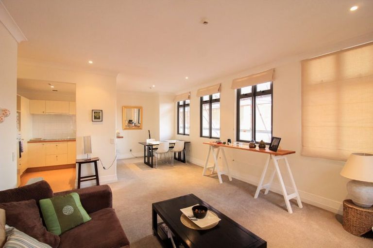 Photo of property in Kelvin House, 4b/16 The Terrace, Wellington Central, Wellington, 6011