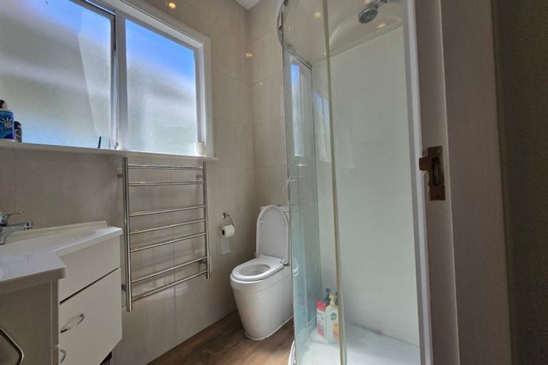 Photo of property in 64 Athlone Crescent, Avalon, Lower Hutt, 5011