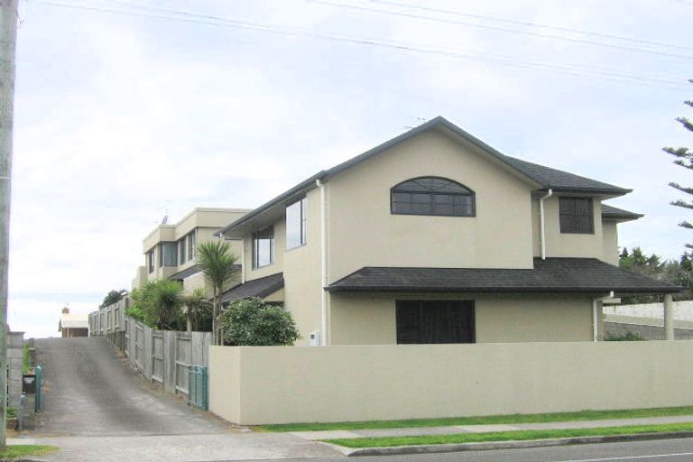 Photo of property in 1/61 Oceanbeach Road, Mount Maunganui, 3116