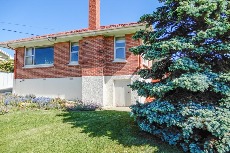 Photo of property in 67 Tamar Street, South Hill, Oamaru, 9400