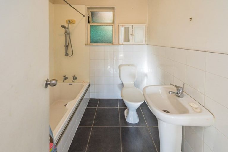 Photo of property in 103 Purnell Street, College Estate, Whanganui, 4500