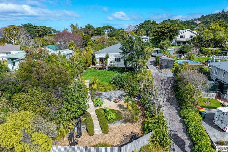 Photo of property in 15 Foster Crescent, Belmont, Lower Hutt, 5010