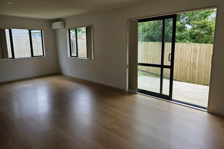 Photo of property in 46a Glendale Road, Glen Eden, Auckland, 0602