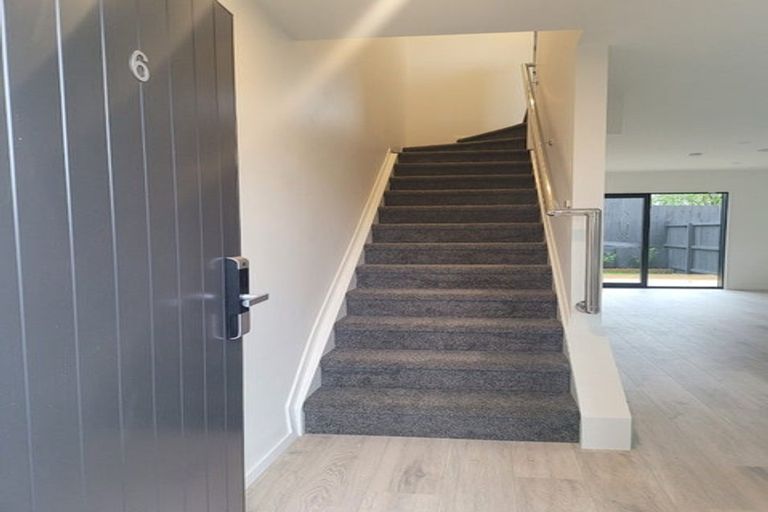 Photo of property in 6/13 Grove Lane, Pakuranga, Auckland, 2010