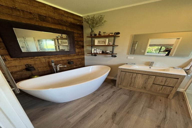 Photo of property in 955 Maungatautari Road, Maungatautari, Cambridge, 3494