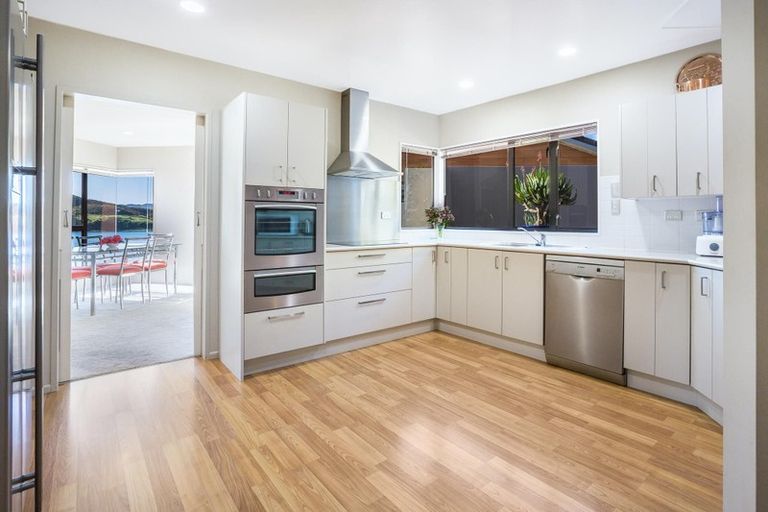 Photo of property in 36 Papakowhai Road, Papakowhai, Porirua, 5024