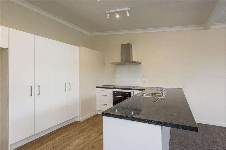 Photo of property in 16 Picton Avenue, Newtown, Wellington, 6021