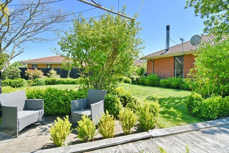 Photo of property in 11 Ludlow Place, Parklands, Christchurch, 8083