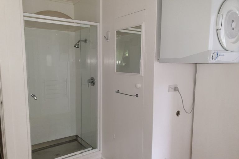 Photo of property in 41 Lomita Road, Johnsonville, Wellington, 6037