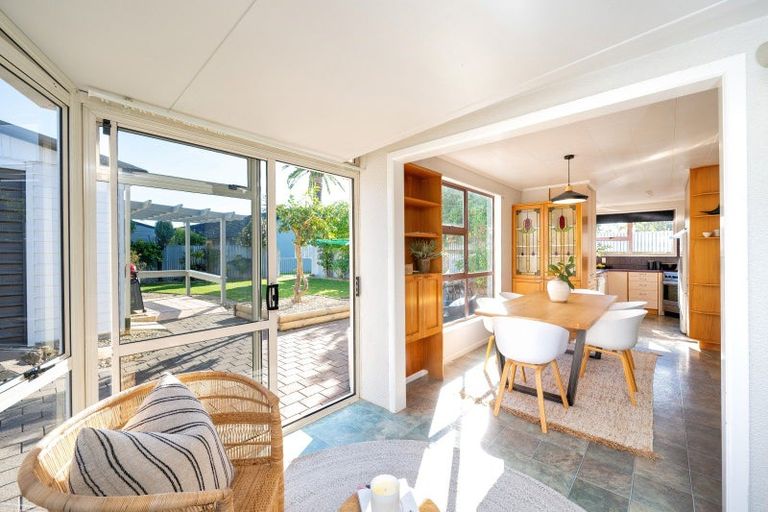 Photo of property in 25 Chester Street, Taradale, Napier, 4112