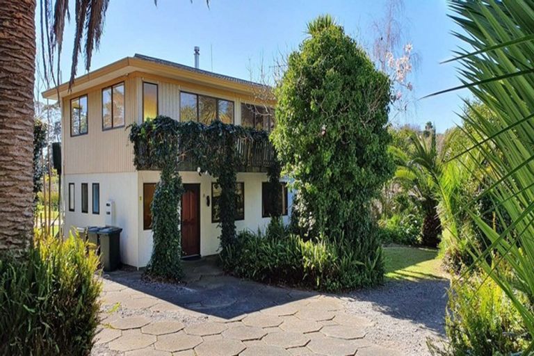 Photo of property in 30 Ngapeke Road, Welcome Bay, Tauranga, 3175