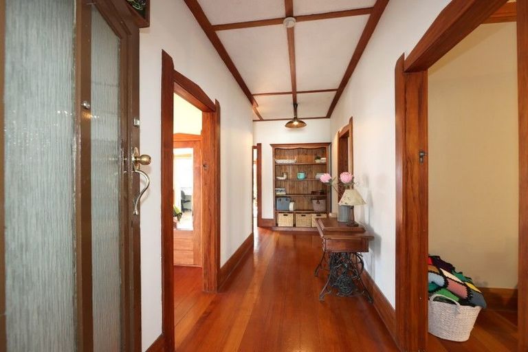 Photo of property in 609 Saint Aubyn Street West, Saint Leonards, Hastings, 4120