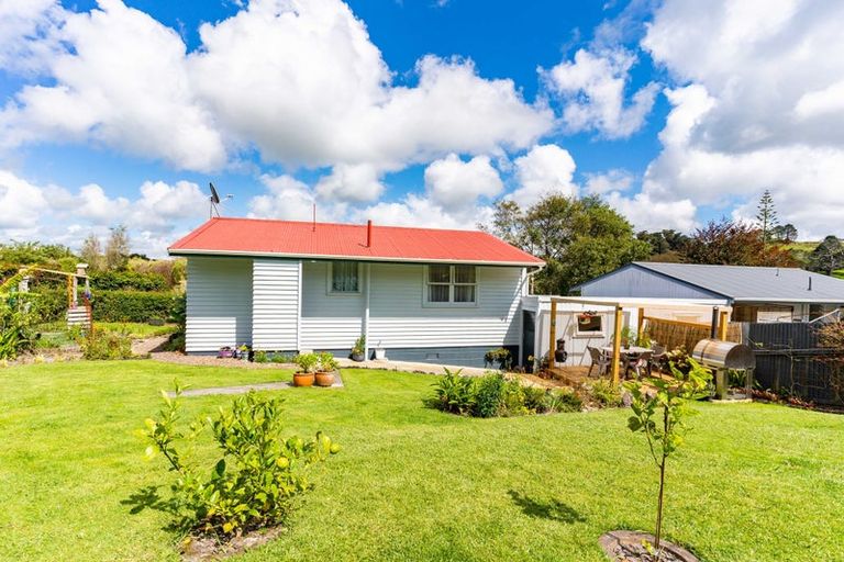 Photo of property in 214b Hurndall Street West, Maungaturoto, 0520