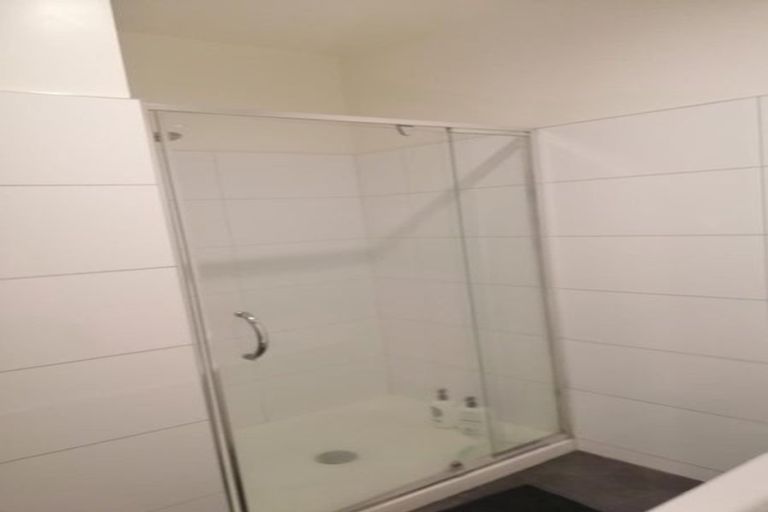 Photo of property in 4/25 Home Street, Mount Victoria, Wellington, 6011