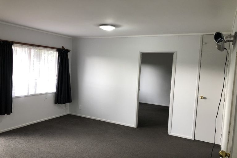 Photo of property in 85d Stottholm Road, Titirangi, Auckland, 0604