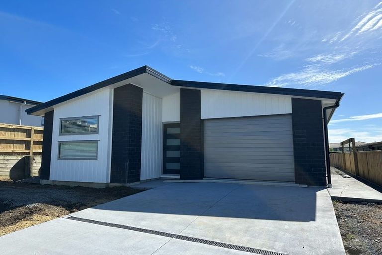 Photo of property in 61 Ridge Drive, Omokoroa, 3114