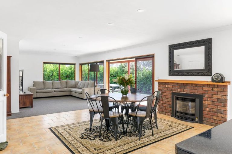 Photo of property in 10 Fendalton Drive, Rototuna, Hamilton, 3210