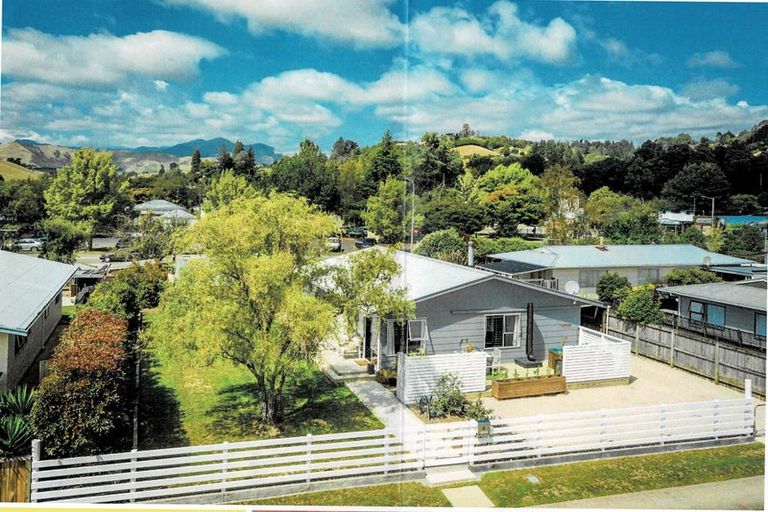 Photo of property in 6 Windlesham Place, Wakefield, 7025