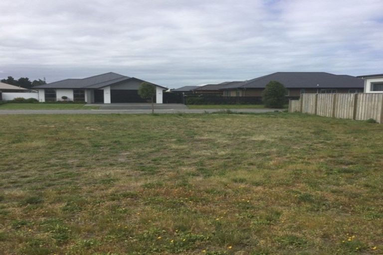 Photo of property in 6 Kahuraki Drive, Pegasus, 7612