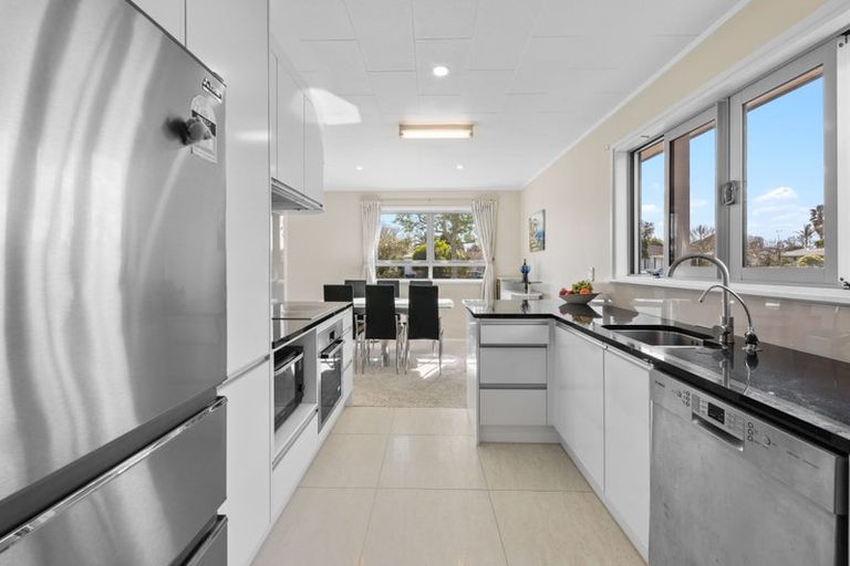 Photo of property in 12 Hope Farm Avenue, Pakuranga Heights, Auckland, 2010