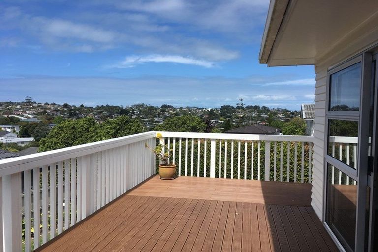 Photo of property in 1/34 Sycamore Drive, Sunnynook, Auckland, 0620